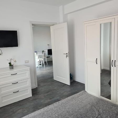 Bya Apartament Mamaia Nord Нэводари Экстерьер фото